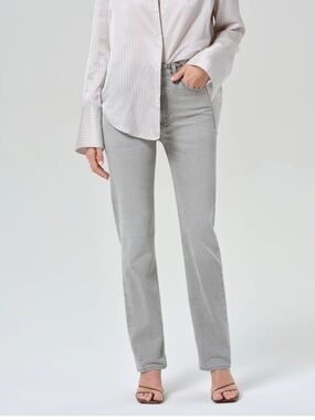 NWOT Zurie straight leg jeans Quartz Grey 27